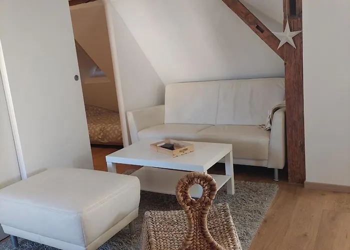 Au Jardin De Lucie Etage Apartment