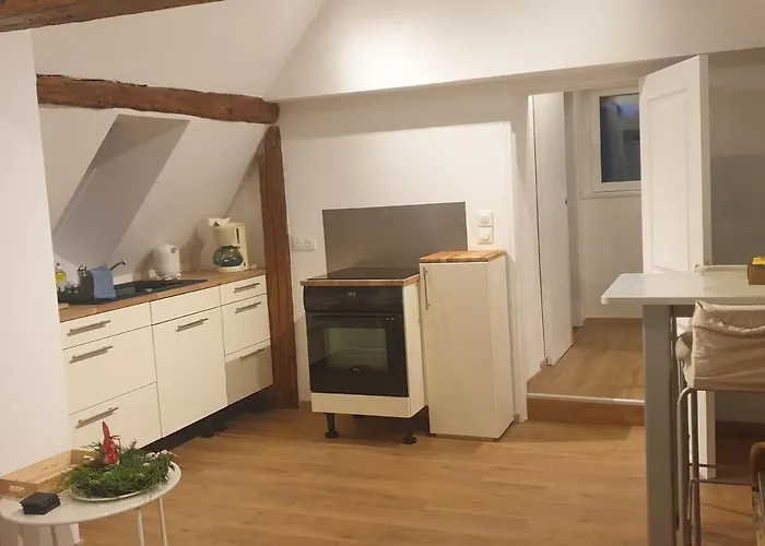 Au Jardin De Lucie Etage Apartment